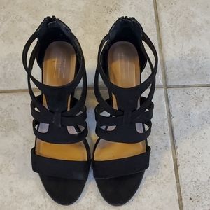 Heeled Sandles w-zipper back